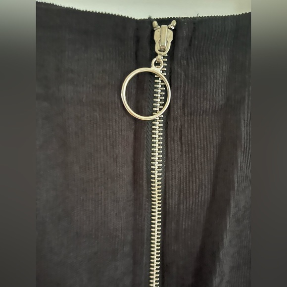 New Shein High waisted zip Skirt in package Size Large - Picture 3 of 5